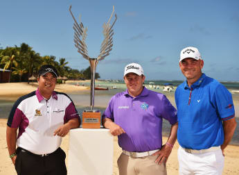 Three tours stand together in Mauritius 