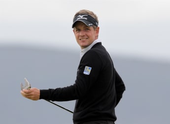 Donald pulls clear in Japan