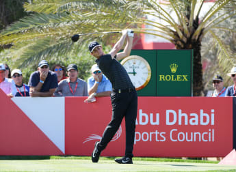Pieters leads in perfect conditions
