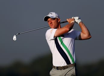 Horsey leads the way at The Dutch