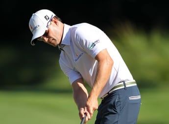 Johnson makes his move after Laird slips