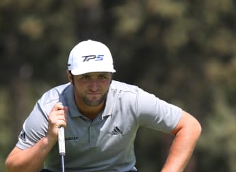 Rahm races out the blocks in Mexico