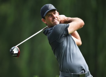 Schwartzel usurps Sullivan