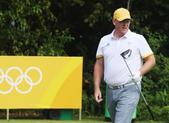 Fraser stays ahead in Rio