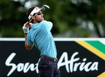 De La Riva among those facing anxious afternoon