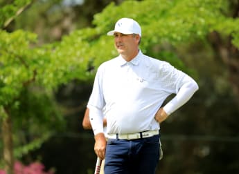 Dennis dominates in Madagascar 