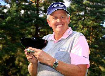 Broadhurst and Montgomerie both have an eye on the record books at Woburn