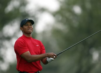 Amateurs given chance to play with Woods