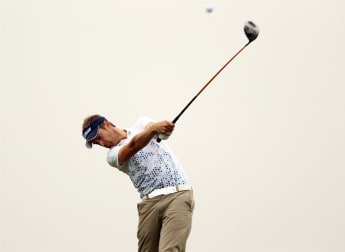 Moul remains ahead in Italy