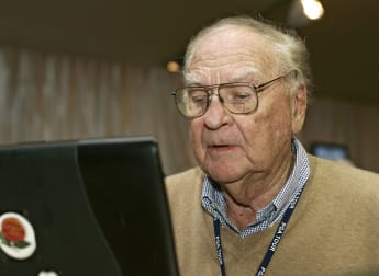 Stalwart sportswriter Bisher dies