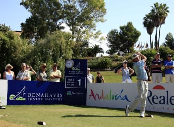 Mason storms into Spanish lead