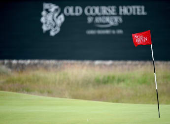 Play suspended due to high winds