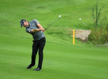 Waring sets the pace in Sweden