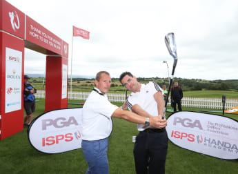 Mark Colbourne Celebrates the One Year Anniversary of his Paralympic Gold with Inclusive Golf Lesson