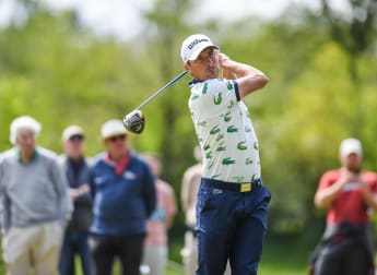 Hebert extends lead going into final day