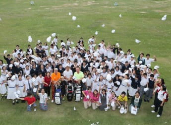 Pupils benefit from Tour trio's experience