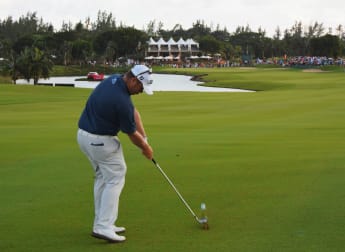 Coetzee claims slender advantage