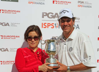 Luna plays out of this world to land PGA Seniors