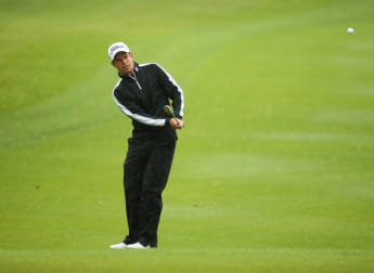 Saddier soars into Czech lead 