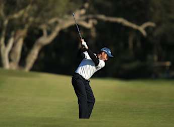 Majestic Molinari soars into Q-School lead