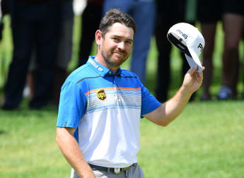 Oosthuizen moves to third with SA Open win