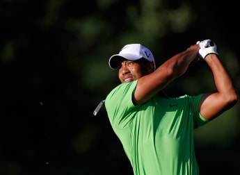 Woods' Number One position increasingly under threat
