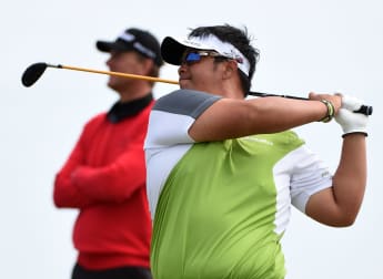 Aphibarnrat moves into top ten