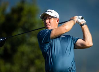 Bekker pulls clear at Fancourt
