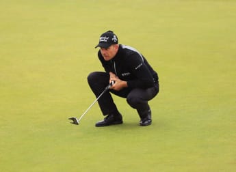 Stenson surges into Open contention