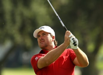 McDowell seizes control at Valderrama