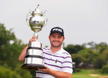 Sullivan seals maiden title