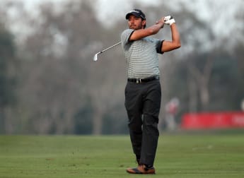 Larrazábal leads in New Delhi