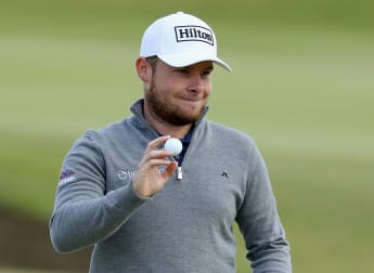Hatton strolls to fourth place in Race to Dubai