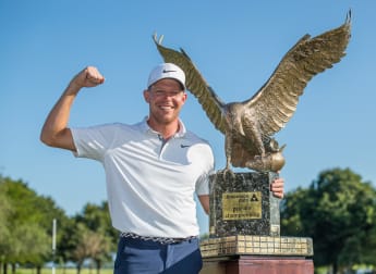 Knappe keeps his cool to triumph in South Africa