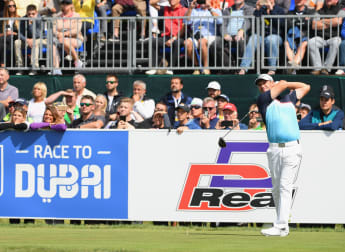 Harrington increases Prague lead