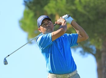 Gomez shines in Spanish sun