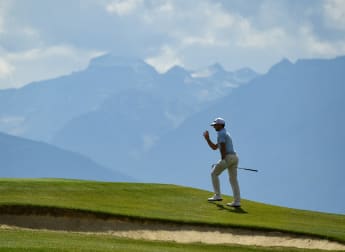 Brilliant battle on day three in the mountains