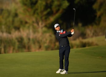 De Jager makes fast start in Portugal