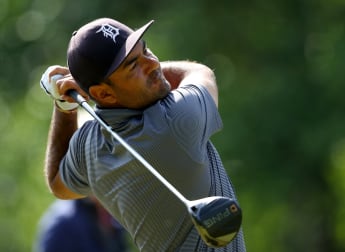 Leon embracing Final Stage test