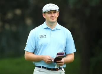 Hall moves up leaderboard in Johannesburg