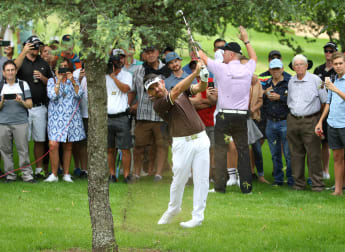 Oosthuizen on course for double delight