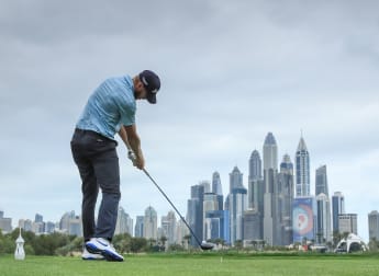 Soderberg brothers race to record breaking round