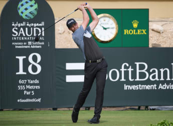 Perez powers to Saudi summit