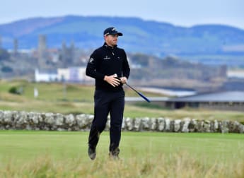 Wallace takes the lead at Fairmont St Andrews