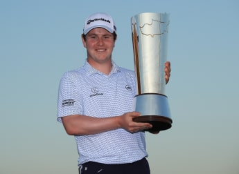 Big finish sends MacIntyre soaring to maiden victory