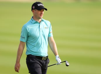 Law opens up one shot lead in Qatar