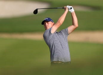 Winther leads by two after windy day in Doha
