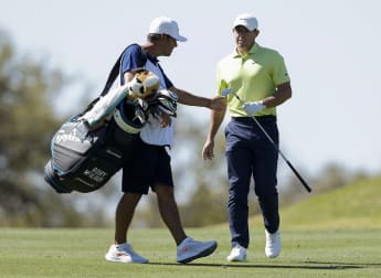 McIlroy stays alive in Texas