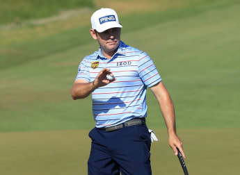 Oosthuizen and Mickelson lead the way at Kiawah Island