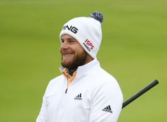 Hatton storms home to share lead in Scotland